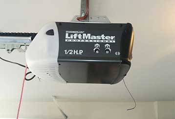 The Main Features LiftMaster Elite Garage Door Openers Have To Offer | Crystal Lake, IL